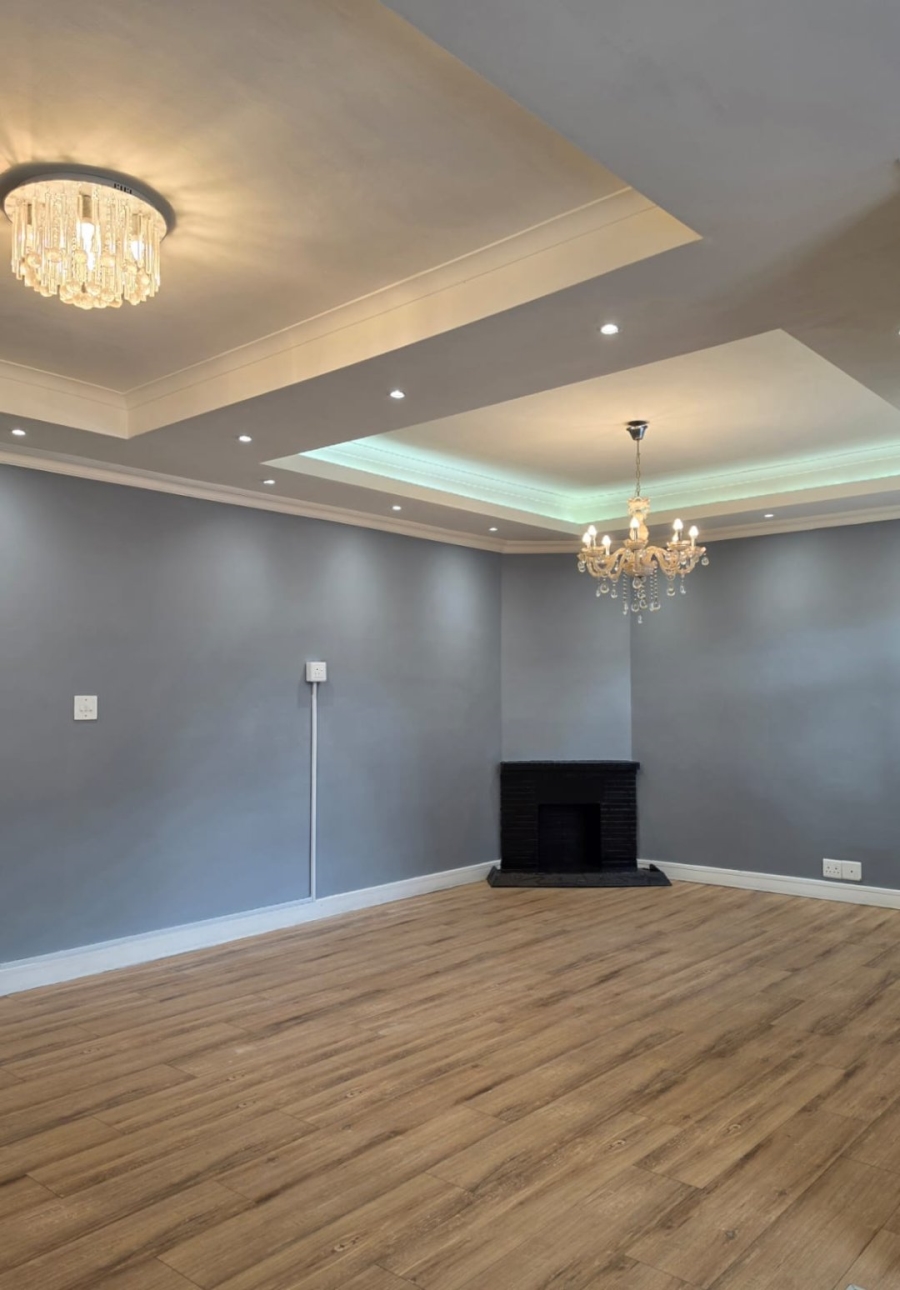 5 Bedroom Property for Sale in Kenilworth Western Cape